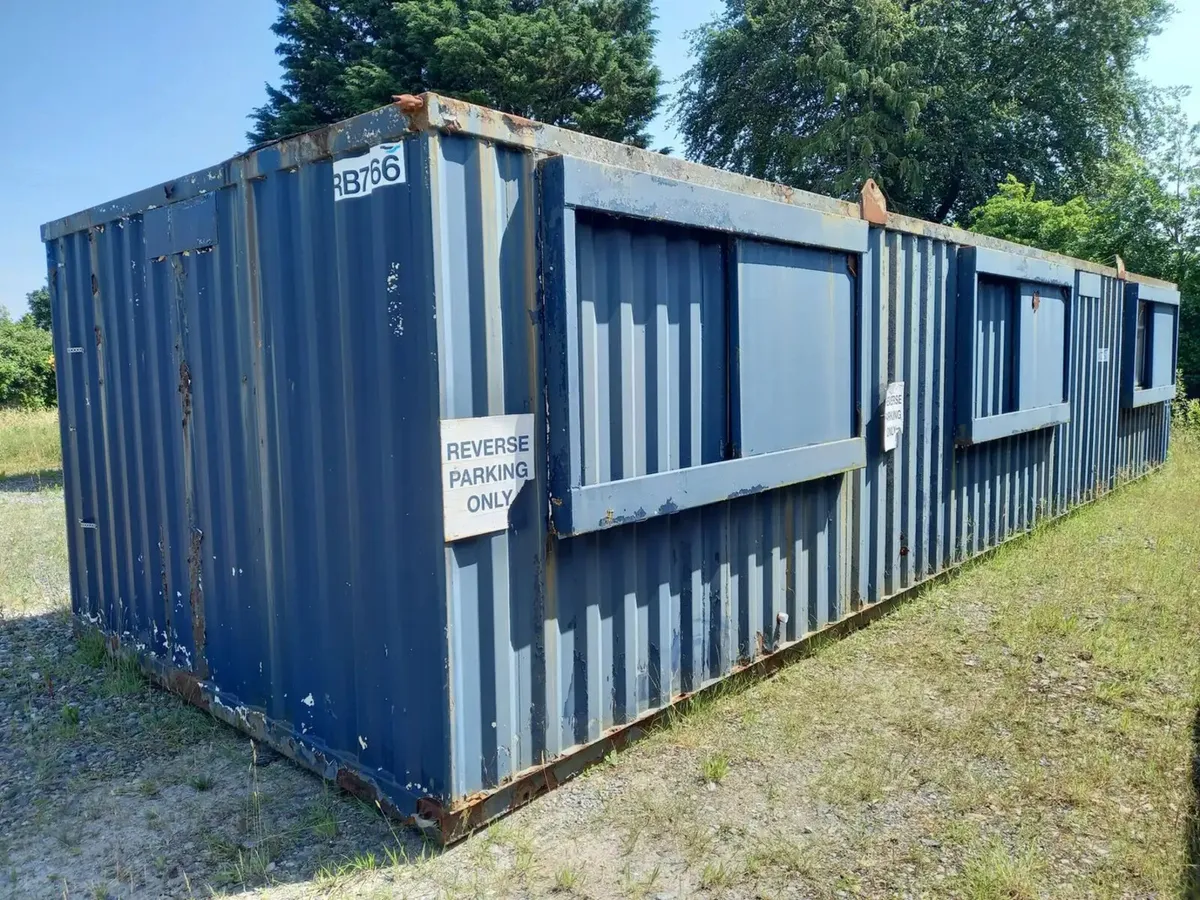 Plant, Machinery, HGV'S & Equipment For Auction - Image 4