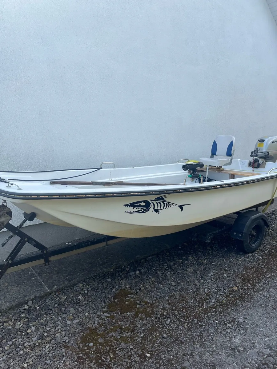 Boat - Image 1