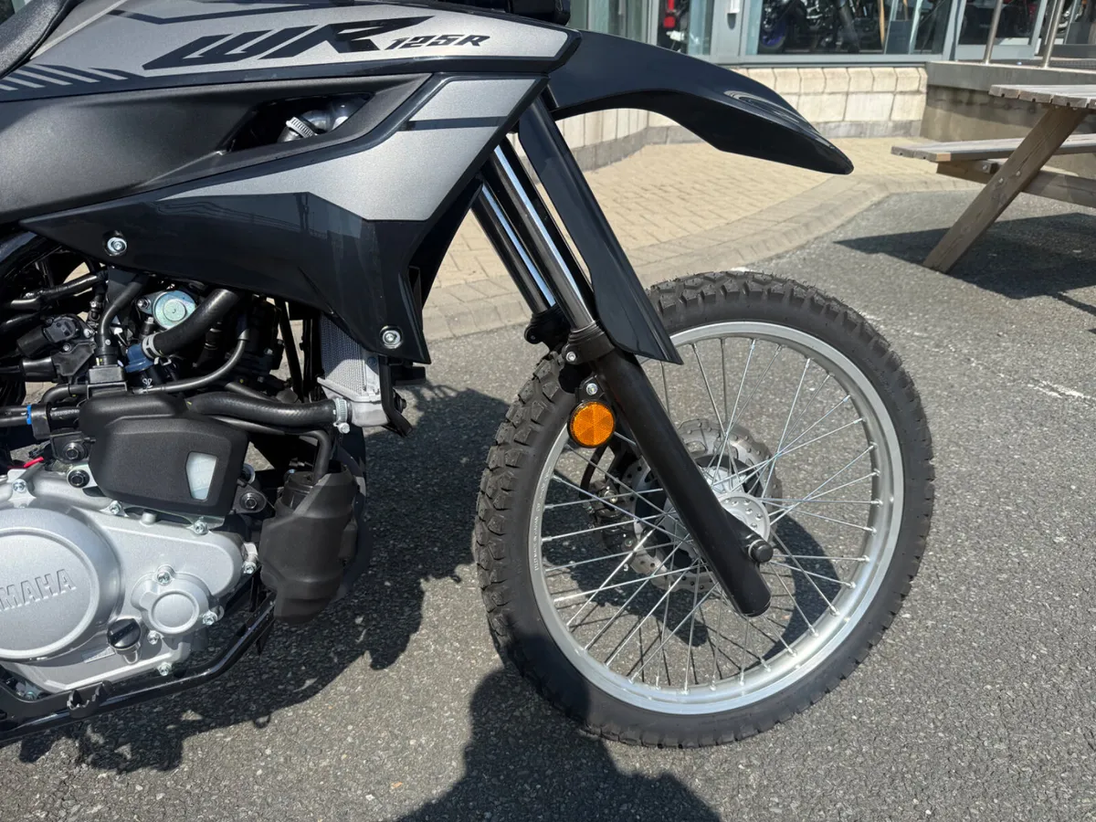 2026 Yamaha WR 125 R - Image 2