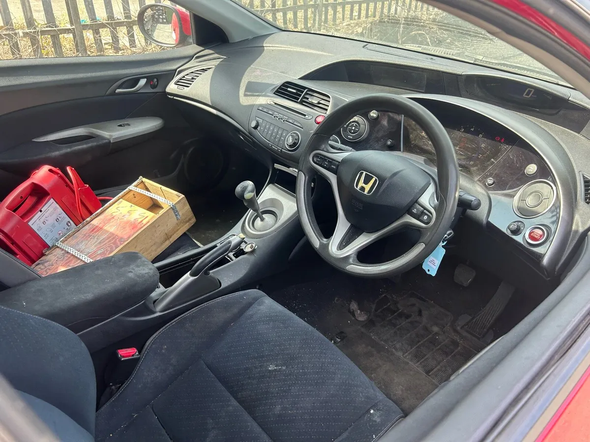 2008 Honda civic 1.3 petrol - Image 2
