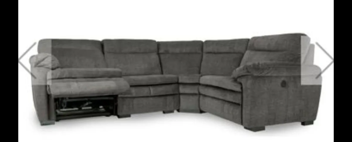 Valentino 4 piece corner sofa, electric recliner - Image 1