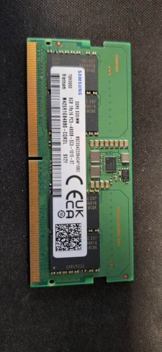 Samsung 8GB DDR5 4800 MHz PC5-38400 SODIMM Laptop - Image 1