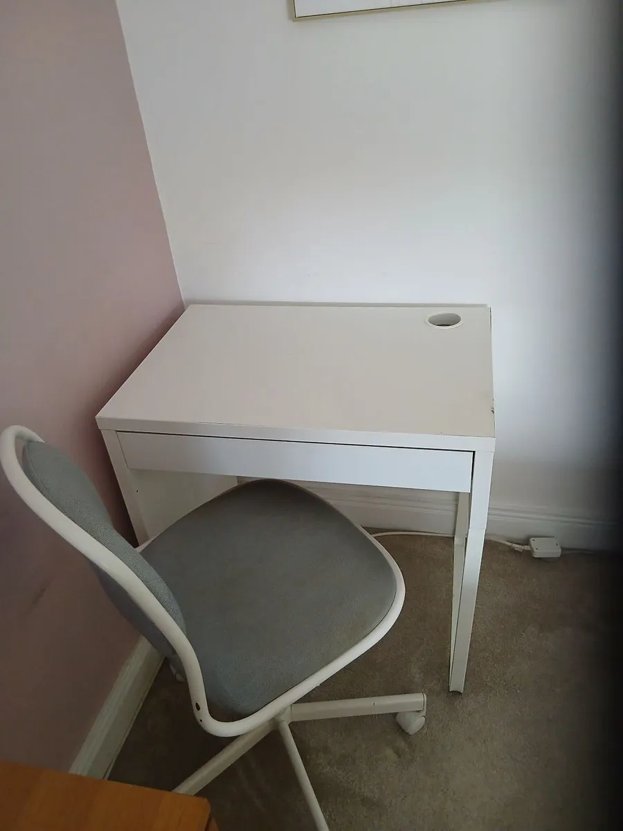 Desk with Drawer  & Office chair