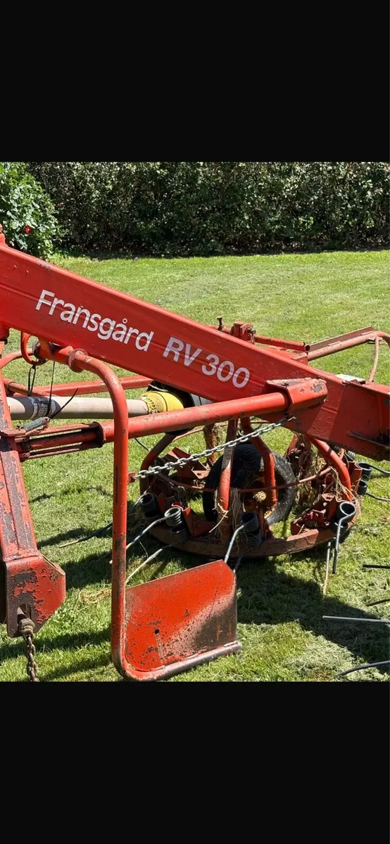 Hay Turner fransgard RV 300 - Image 1