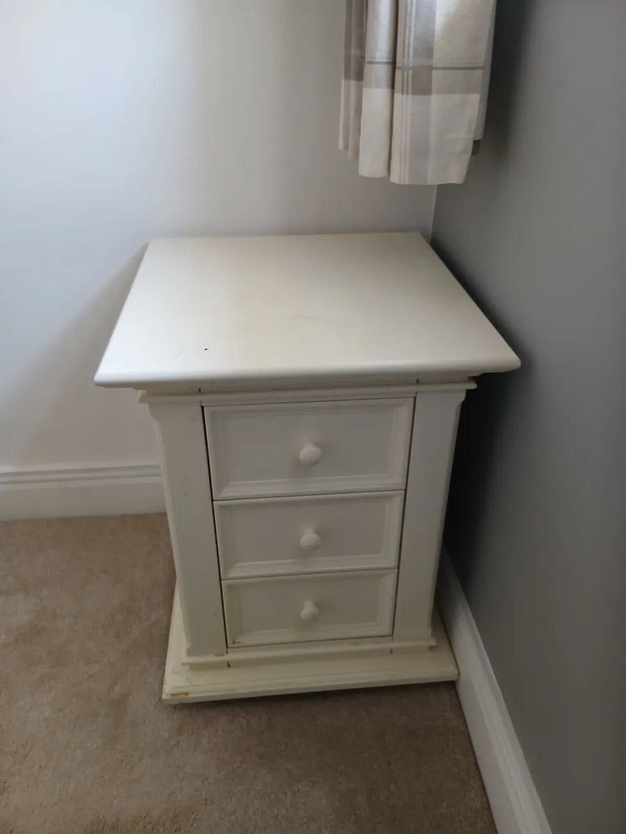 Chest of 3 Drawers (White)
