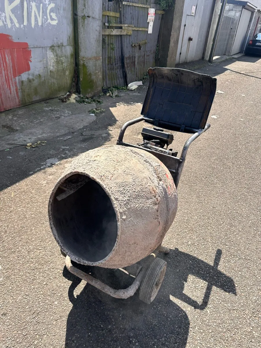 Petrol mixer - Image 1