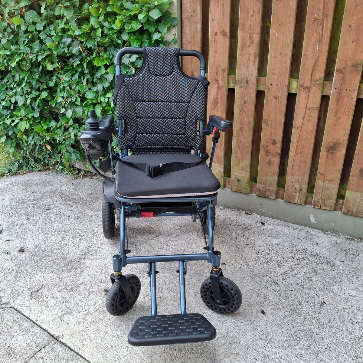 ELECTRIC WHEELCHAIR - Image 3