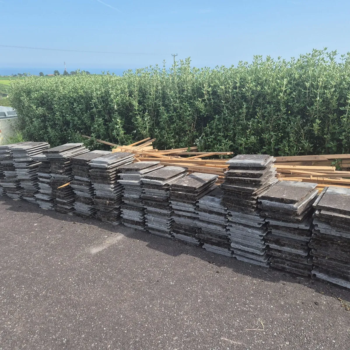 Roof tiles - Roadstone