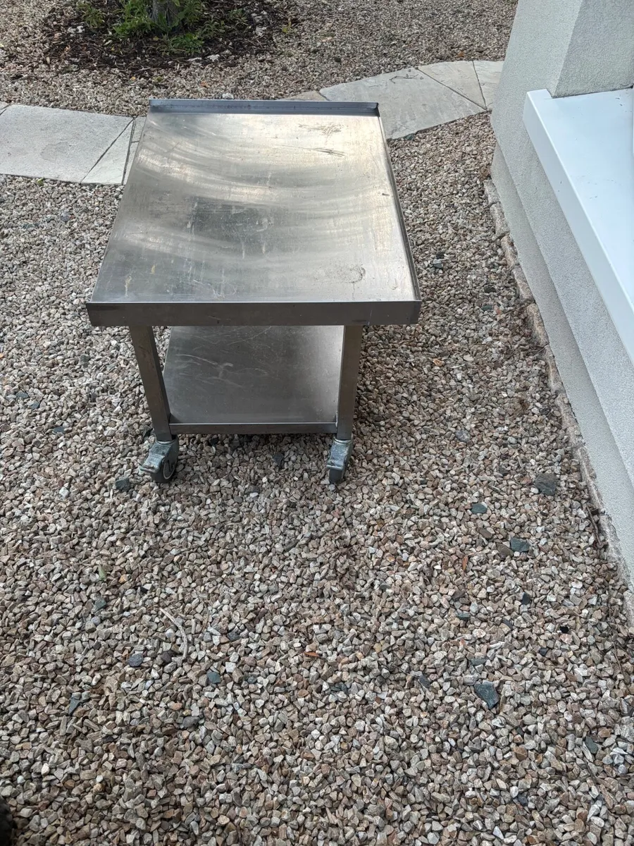 Stainless Steel table with wheels - Image 3
