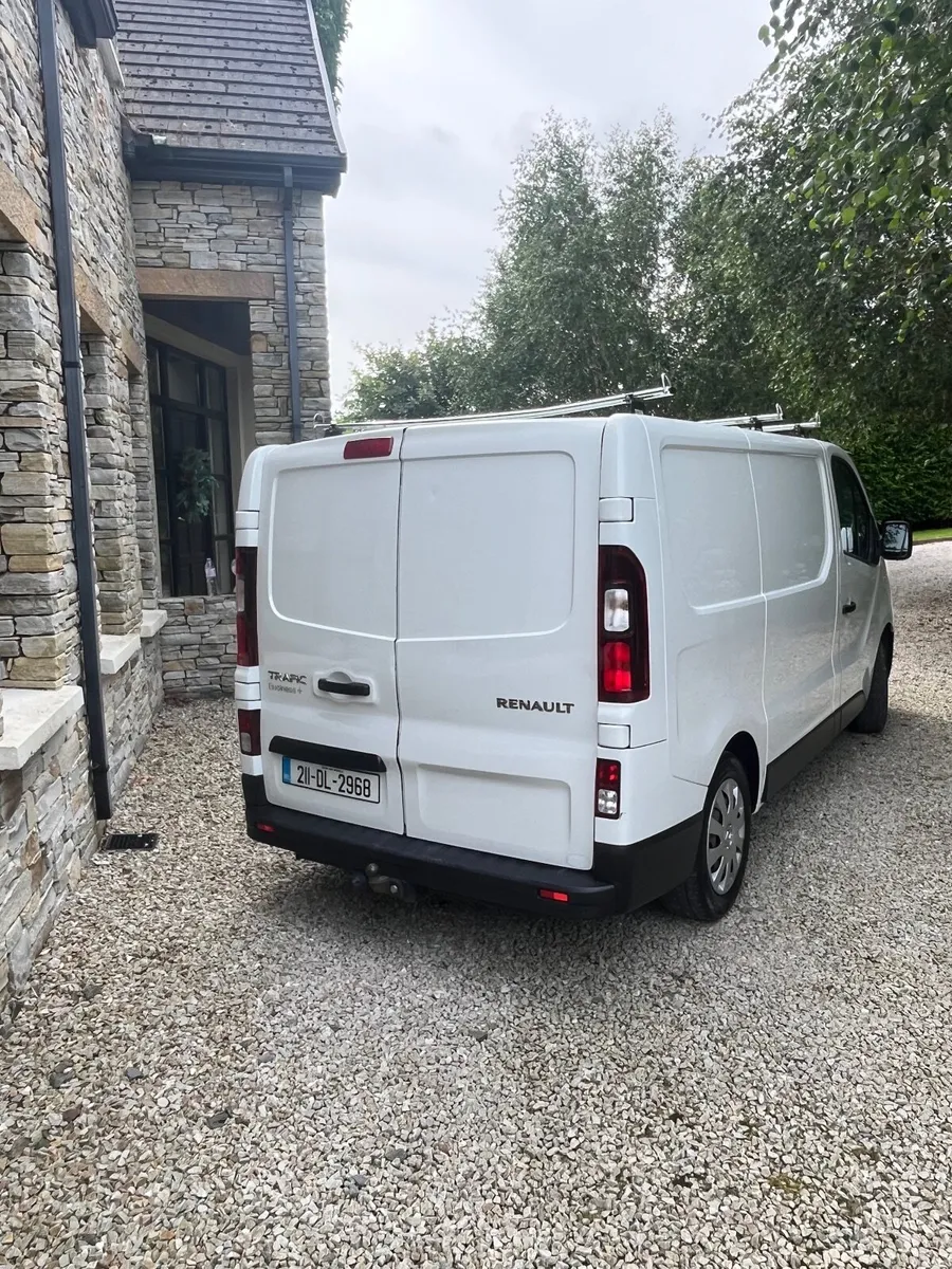 Renault Trafic 2021 - Image 4