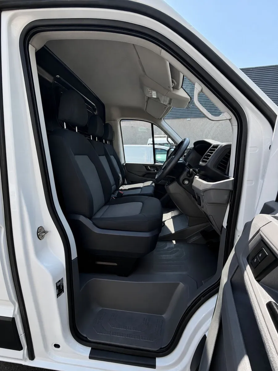 2023 VW Crafter 140Bhp 95k klms MWB - Image 4