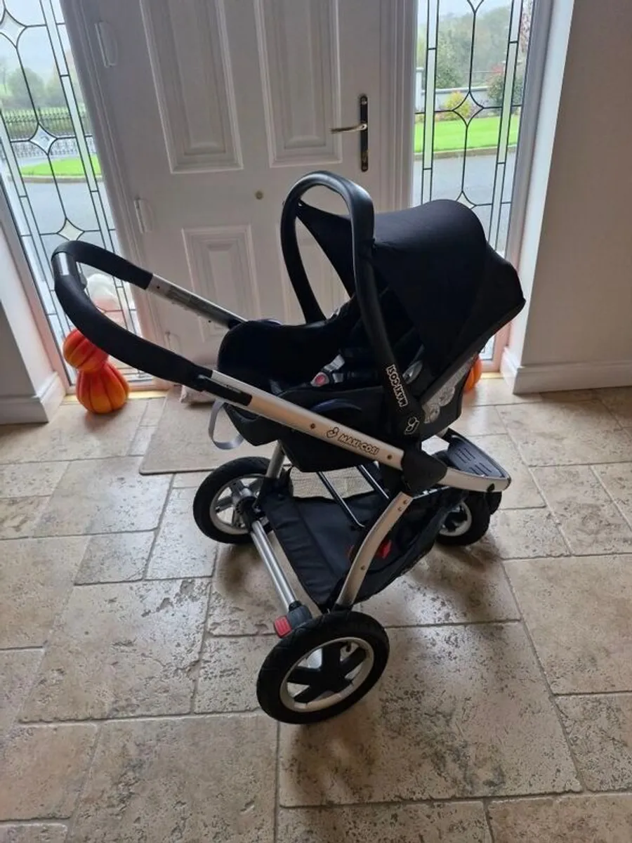Maxi cosi carseat & buggy system - Image 4