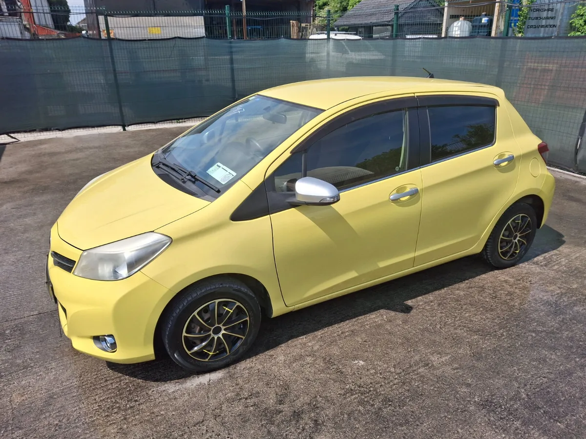 2013 Toyota Vitz  1.0 Petrol  Automatic  122km - Image 1