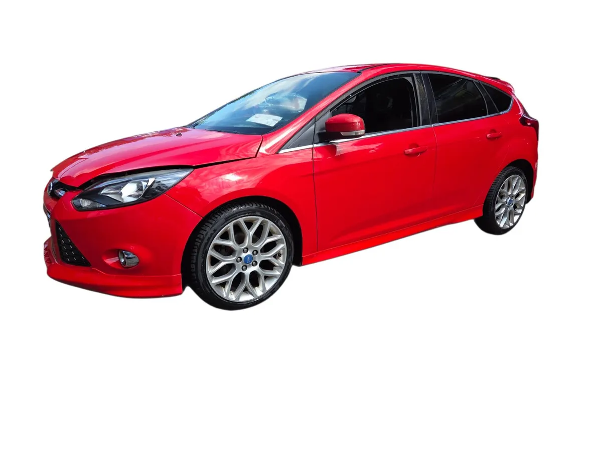 2013 FORD FOCUS For Breaking/Dismantling - Image 3
