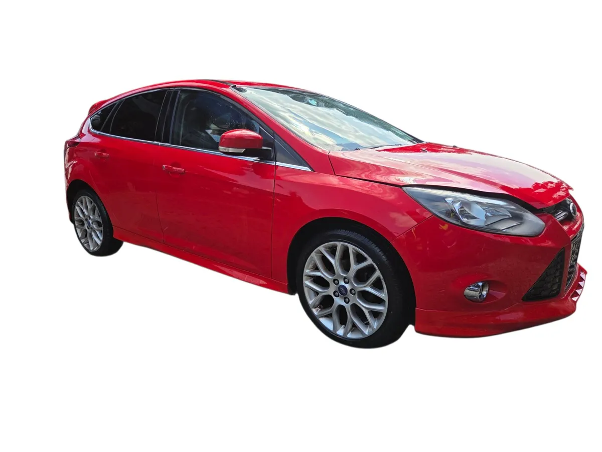 2013 FORD FOCUS For Breaking/Dismantling - Image 1