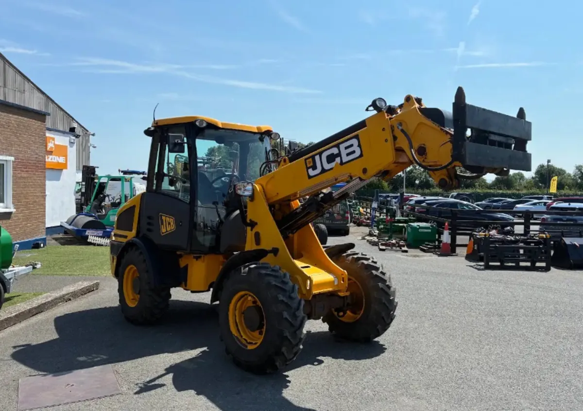 JCB Tm 180 - Image 4
