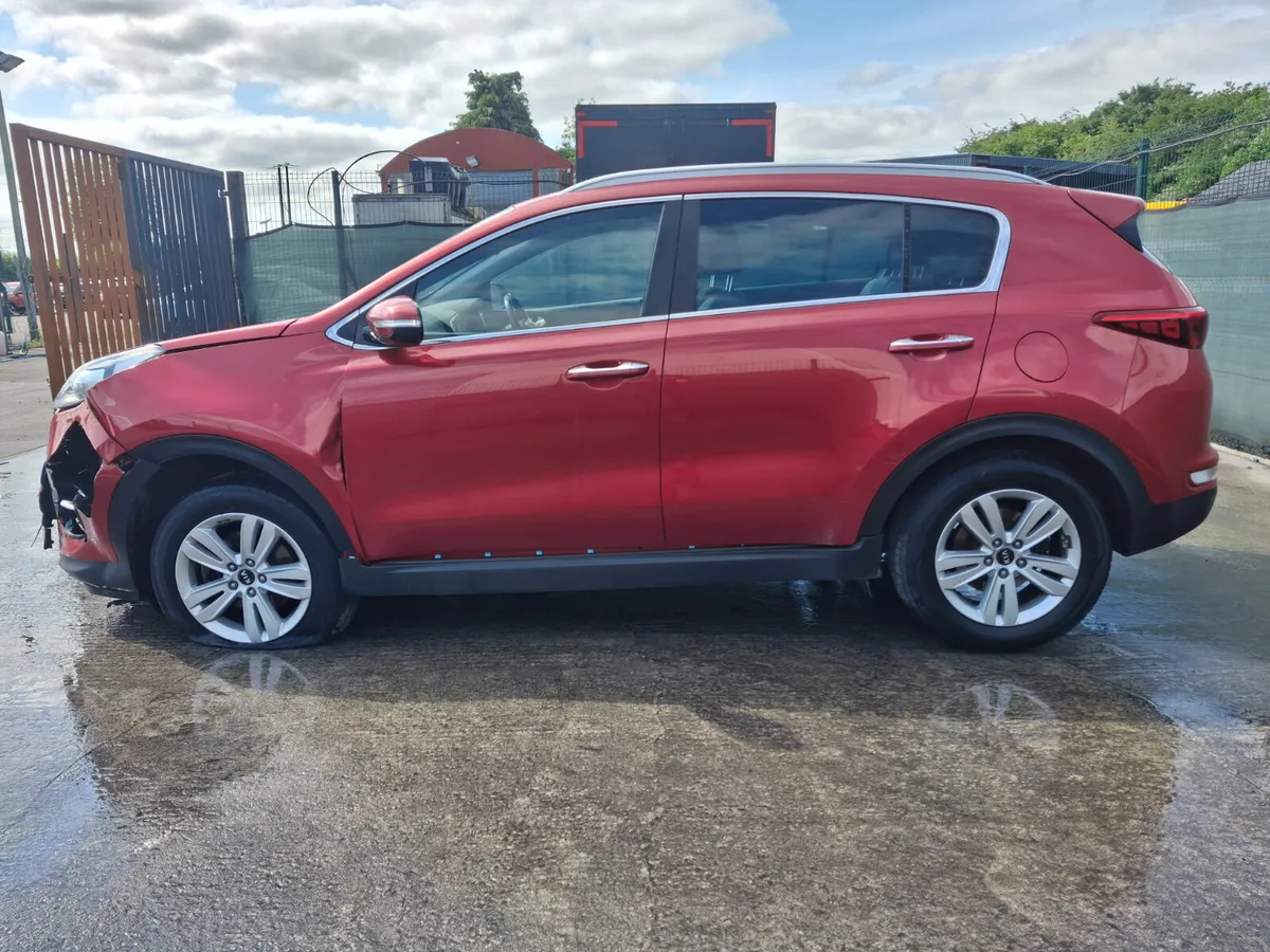 2017 Kia Sportage  1.7 Diesel - Image 3