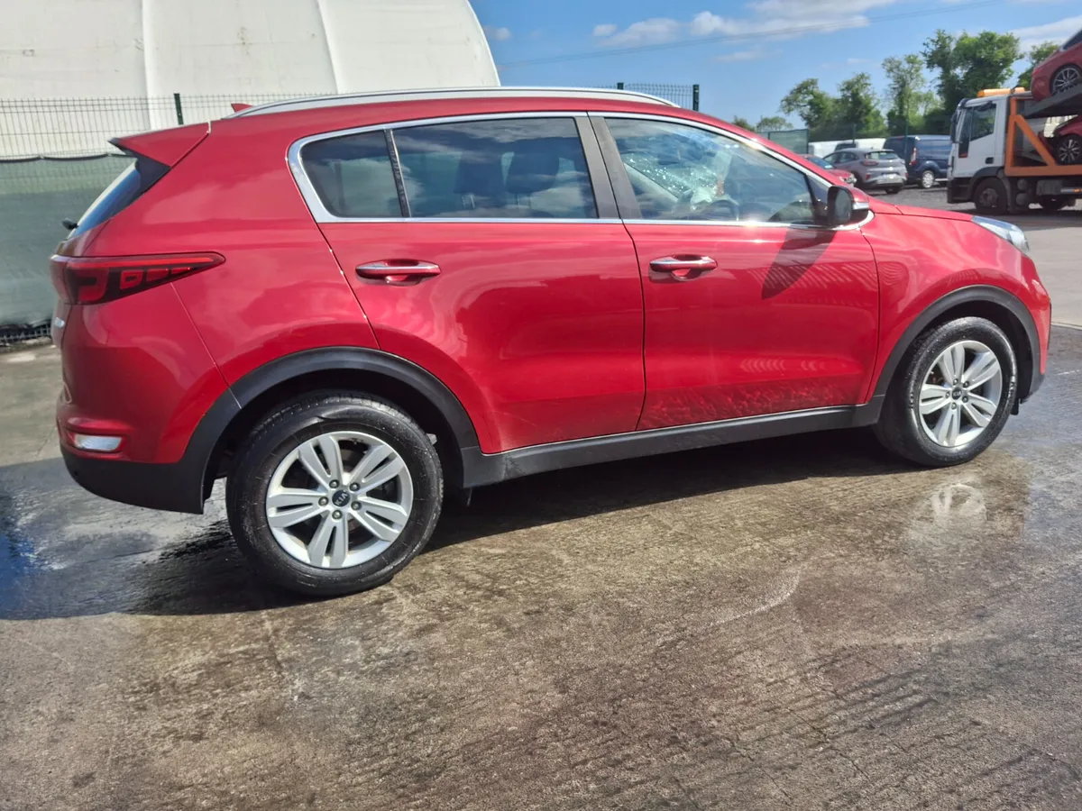 2017 Kia Sportage  1.7 Diesel Light Damage - Image 3