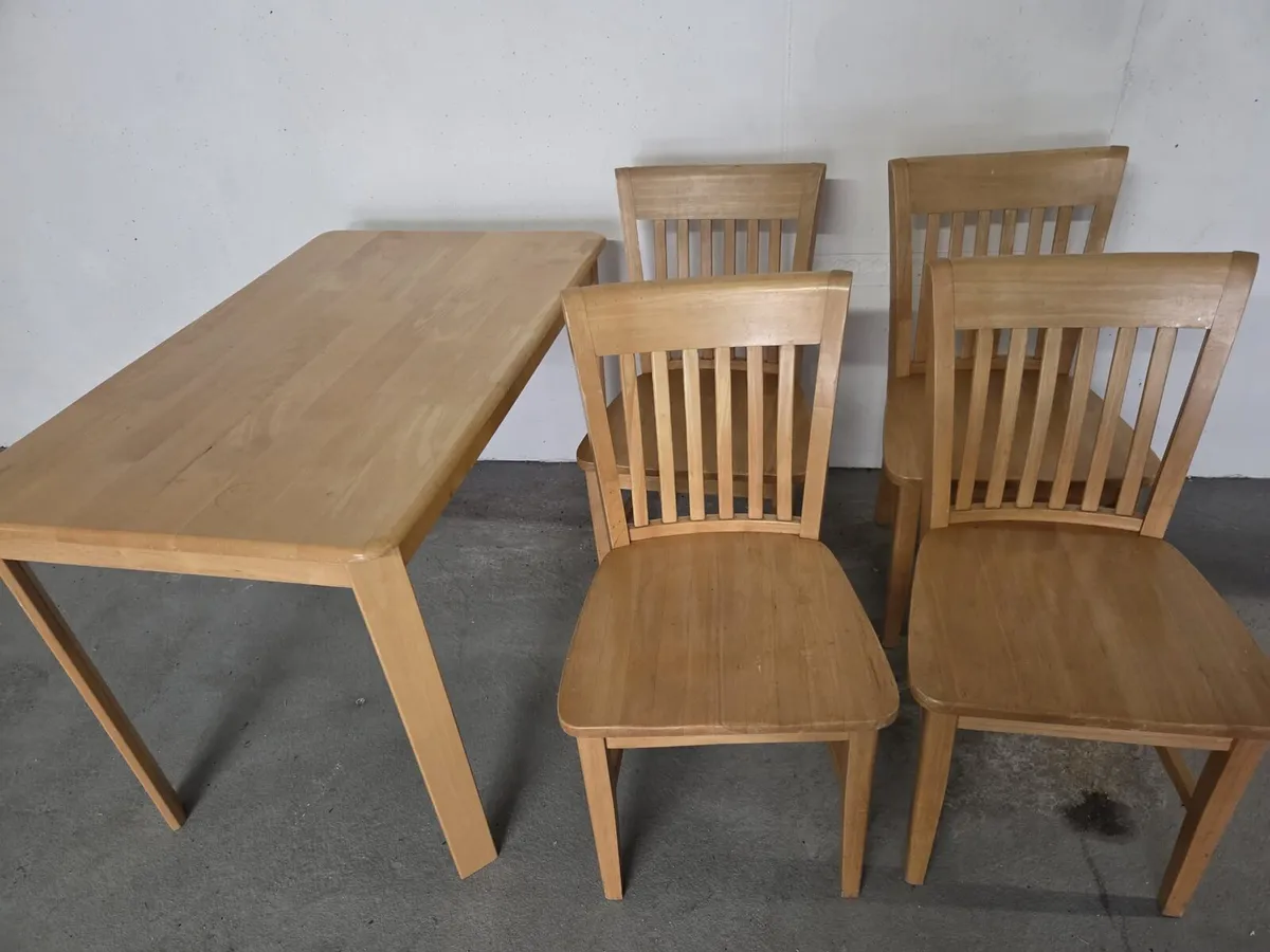 OAK wood table and 4 chairs - Image 3