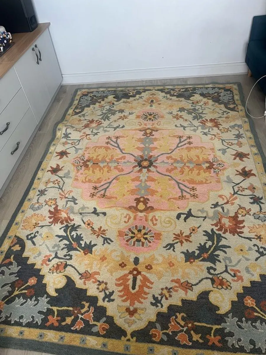 Bronte 100% wool rug