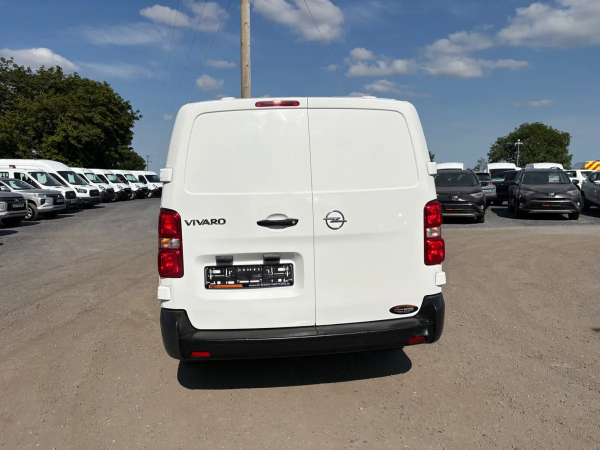 Opel Vivaro LWB - Image 4