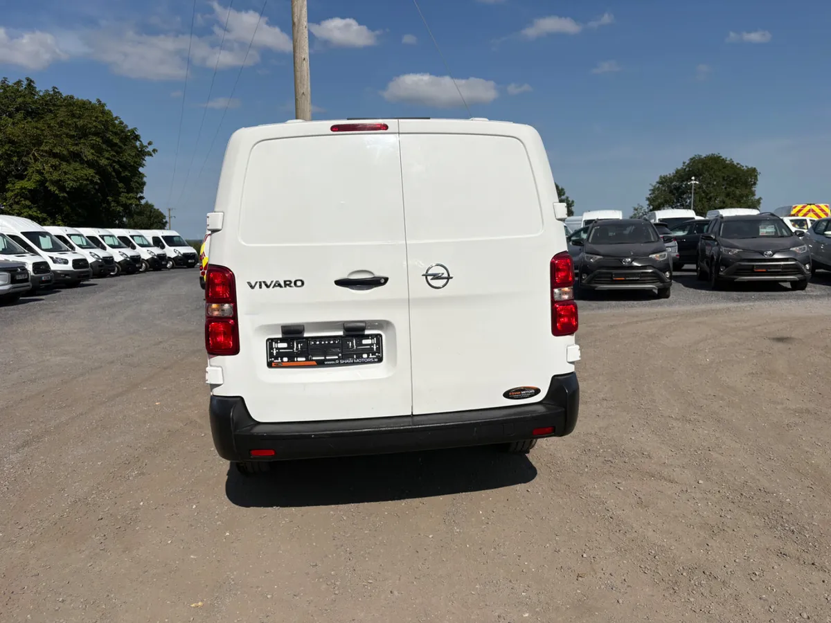 Opel Vivaro - Image 4
