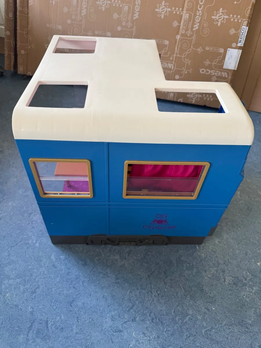 Toys - Image 1