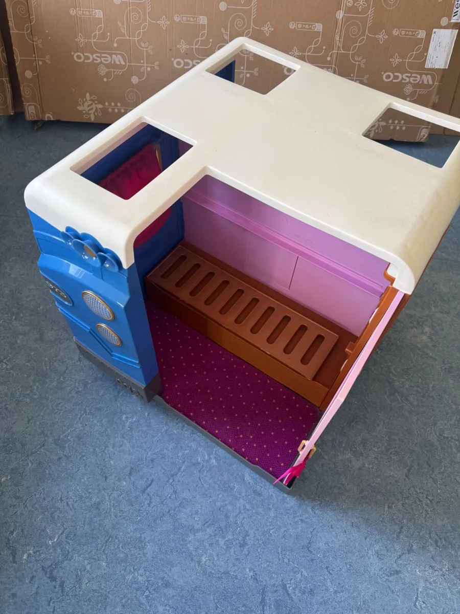Toys - Image 4