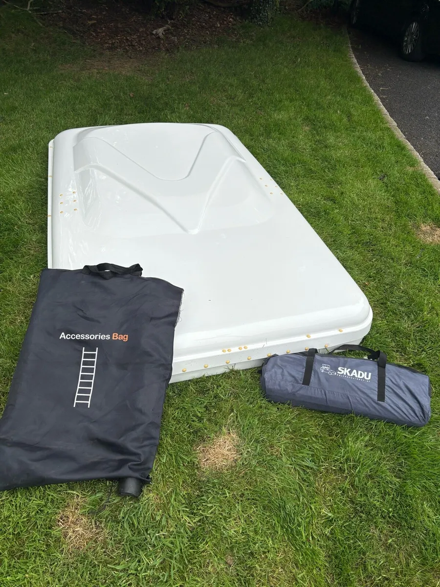 Car Roof Tent - Image 1