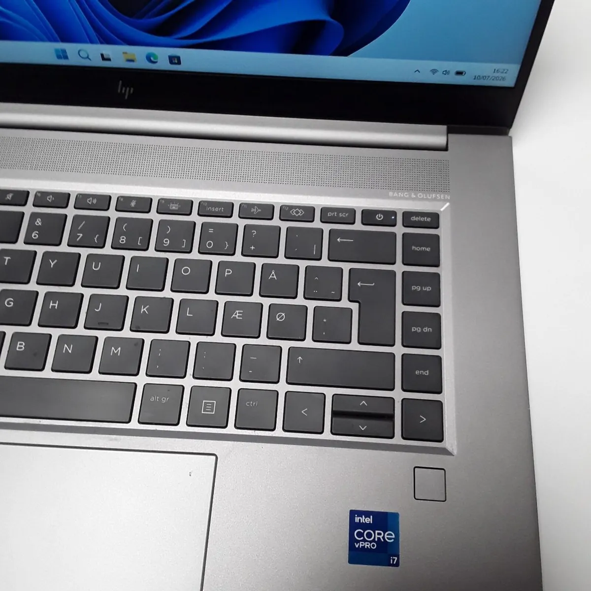 HP ZBook Studio 15.6 G8 Mobile Workstation Laptop - Image 3