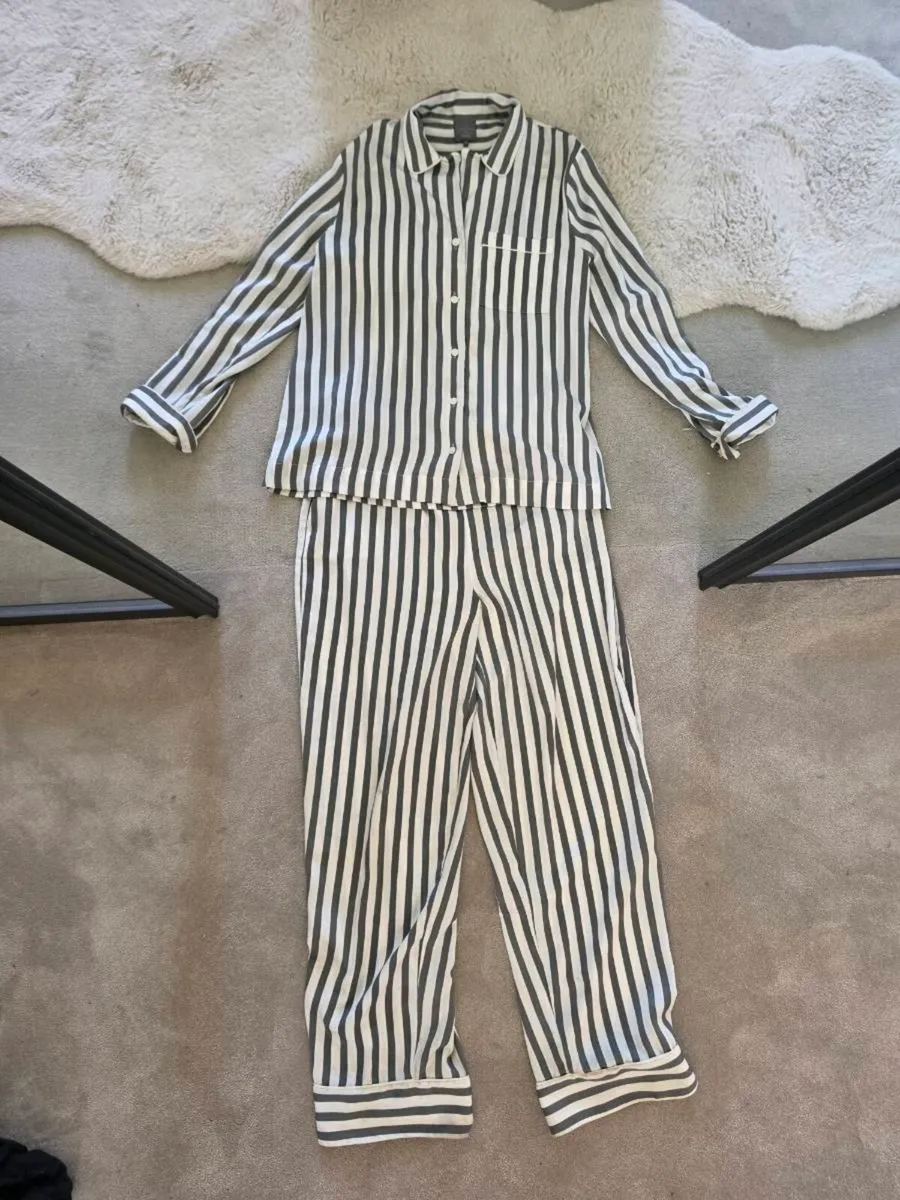 Francis Brennan Satin  grey Pyjama set S - Image 1