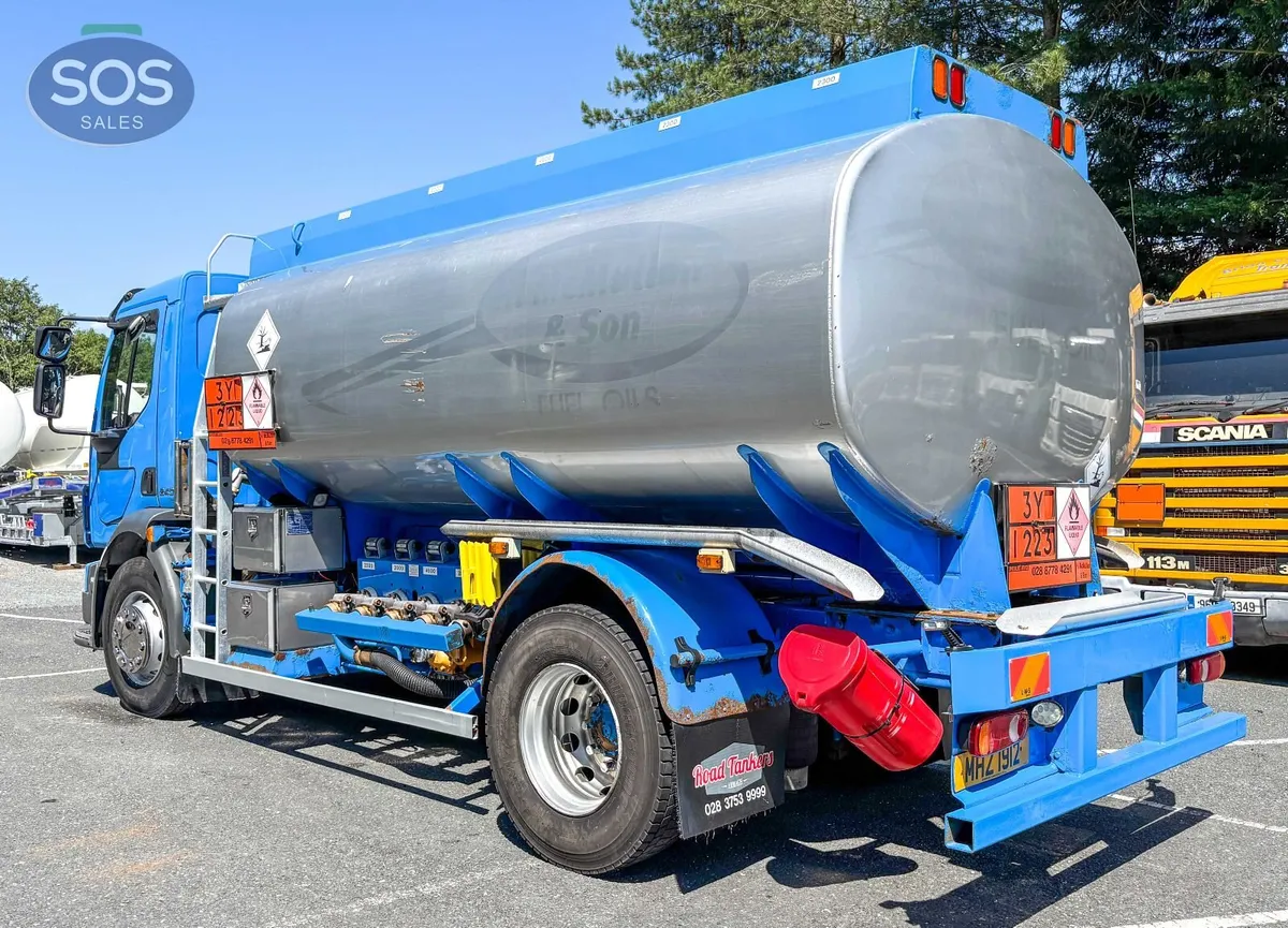 2009 Volvo FL 240 Rigid Tanker - Image 4