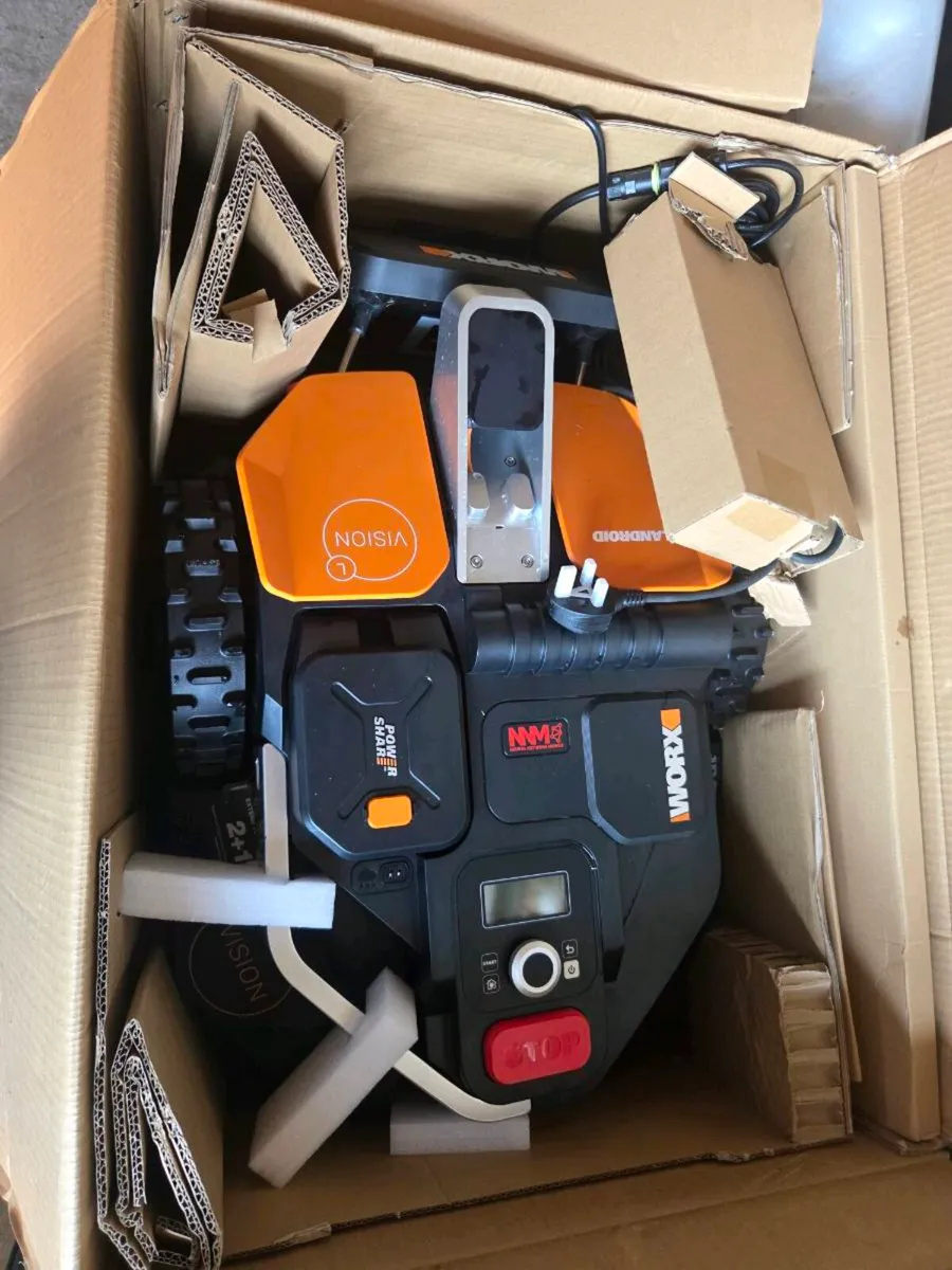 WORX VISION AI ROBOTIC WIRELESS WR216E 1600M - Image 1