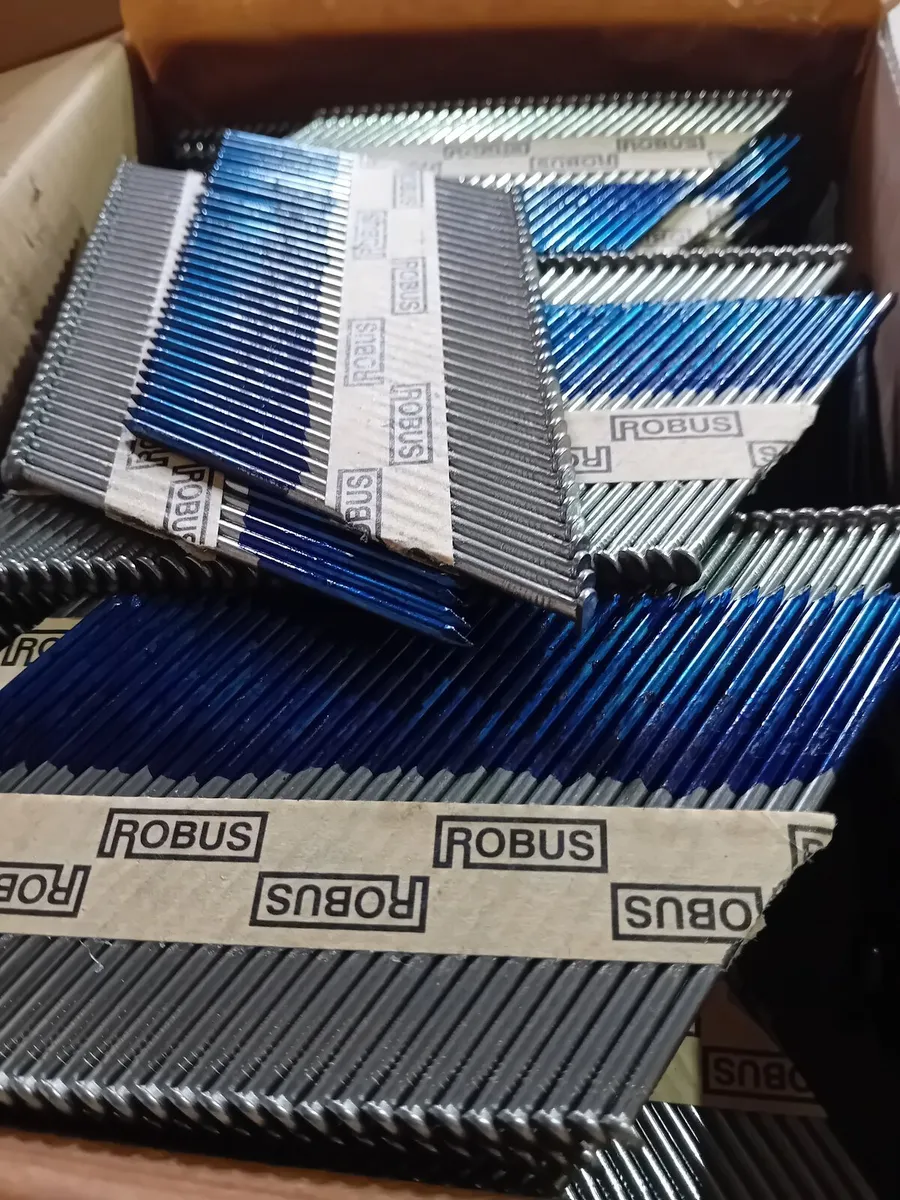 Fixings, Screws cheapest and straight from Factory - Image 1