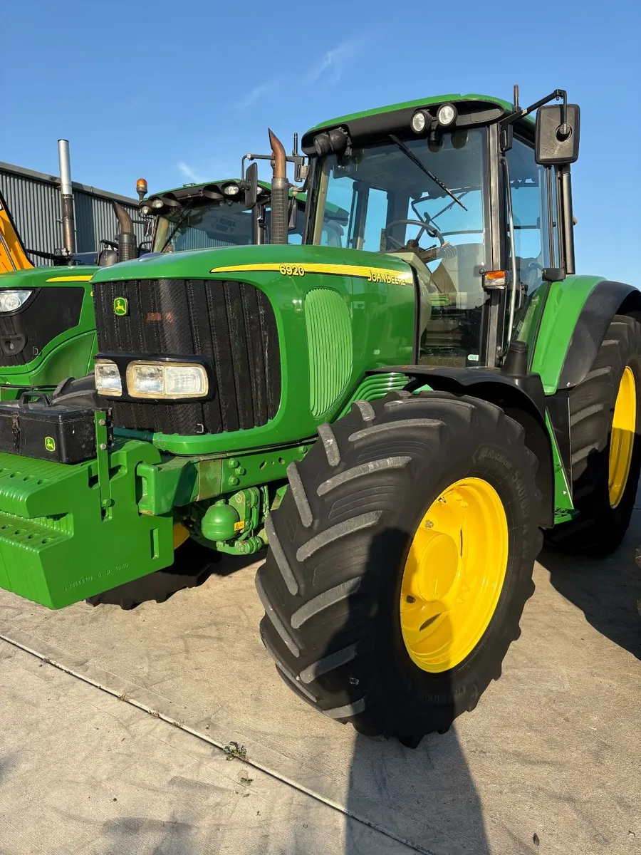 John Deere 6920  *Exceptional condition* - Image 1