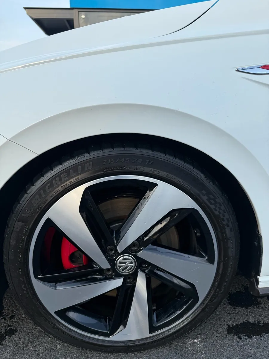 Genuine VW Polo GTI 17” Alloys + Michellin PS5’s - Image 3