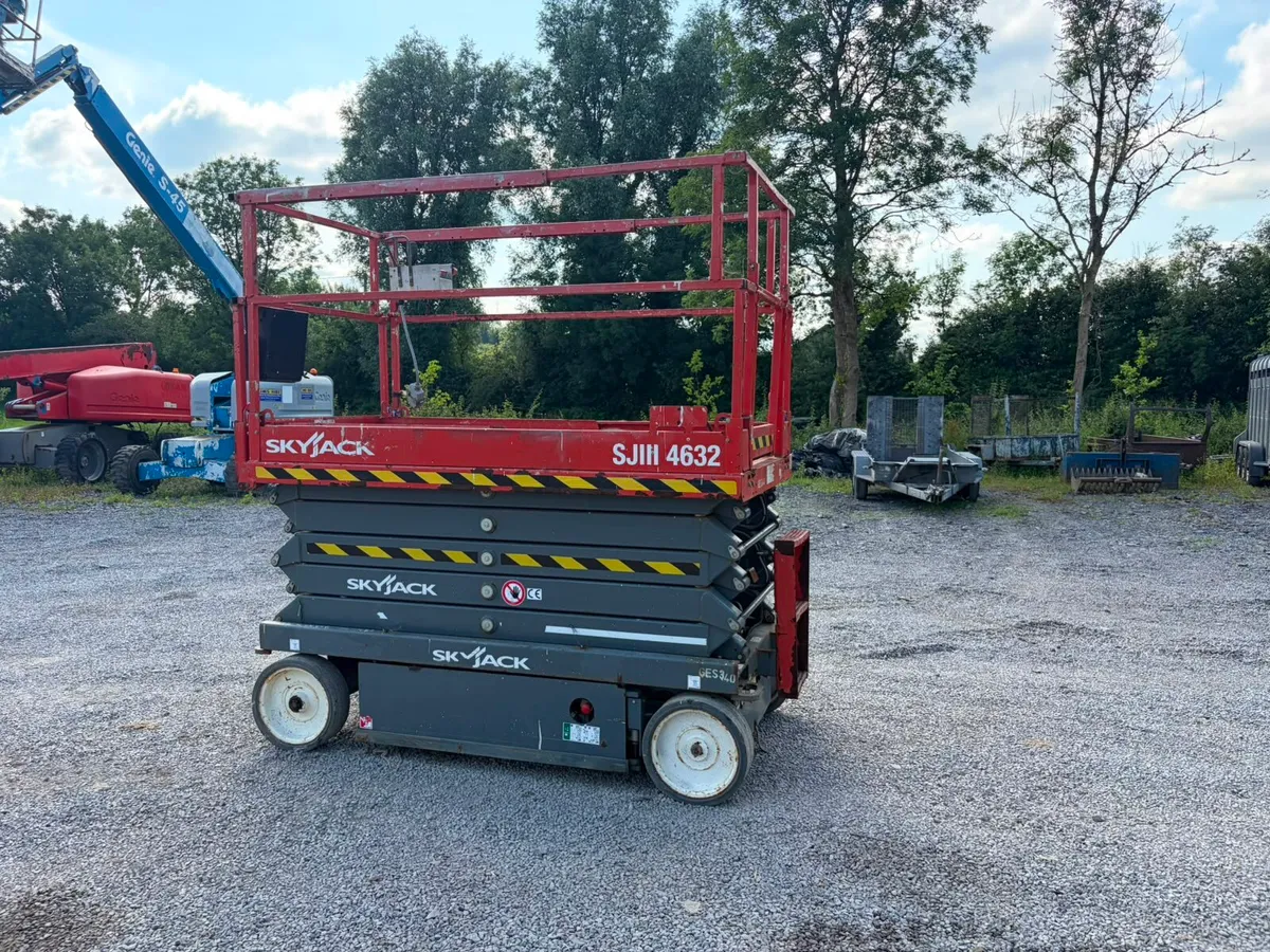 Scissors lift - Image 2