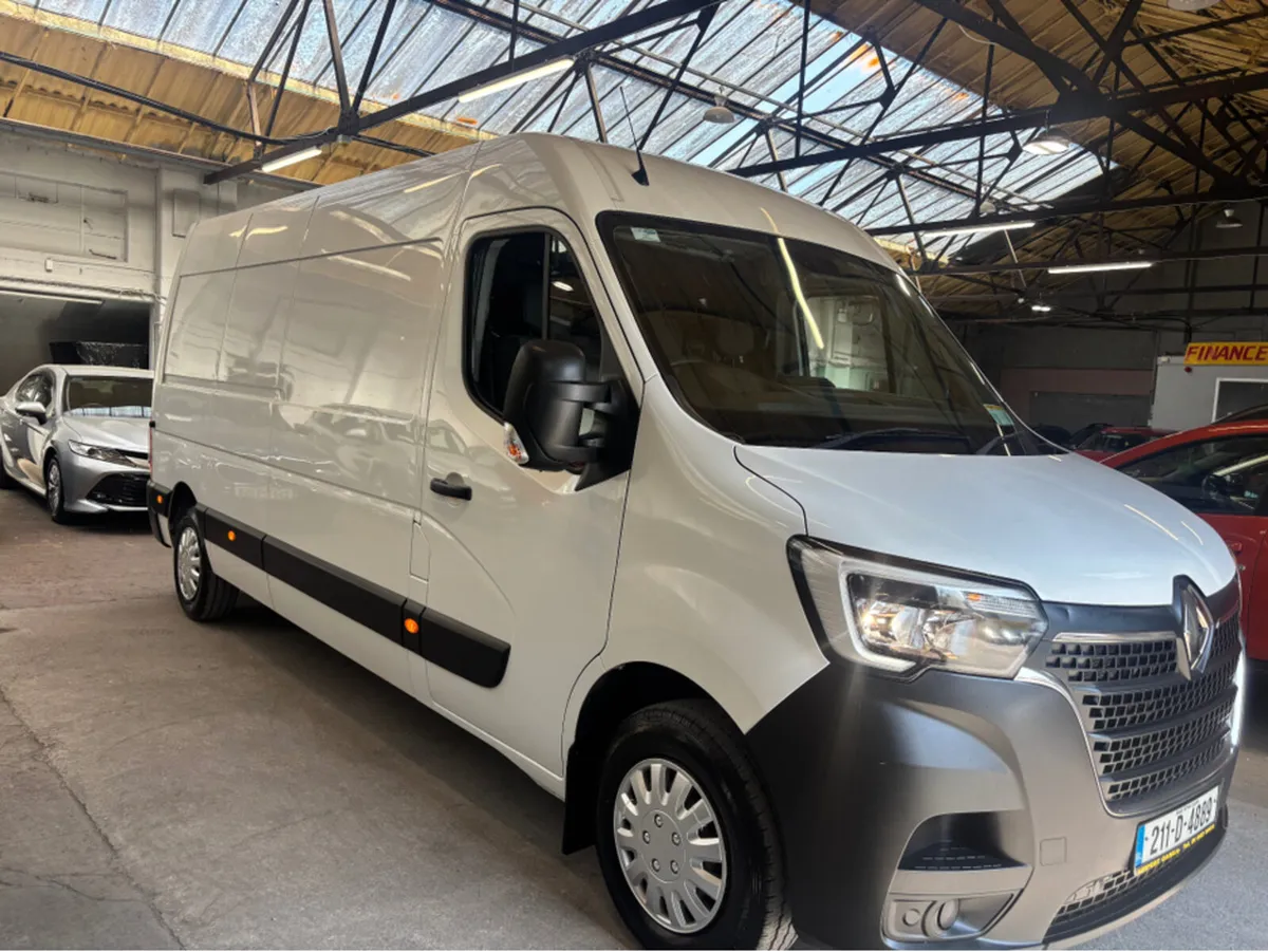 Renault Master FWD LM35 DCI 135 BUSINE BUSINESS MY - Image 1