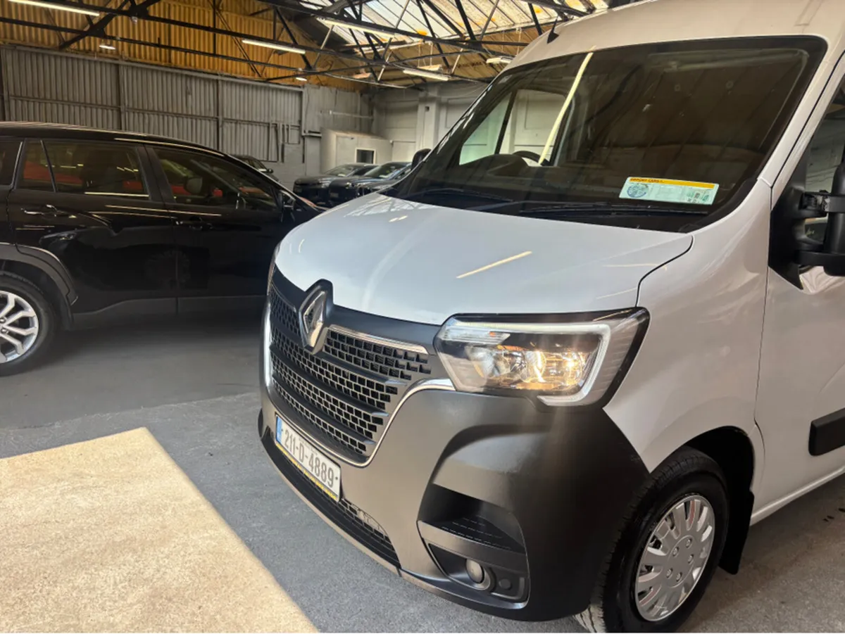 Renault Master FWD LM35 DCI 135 BUSINE BUSINESS MY - Image 3