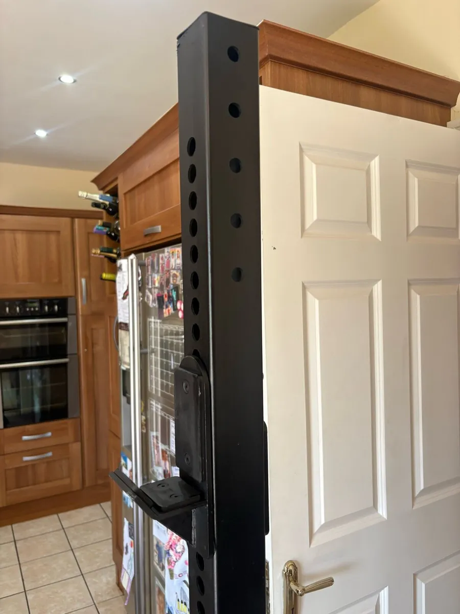 SQUAT STANDS HEAVY (RATED 350KG) + GYM WEIGHT SET! - Image 4