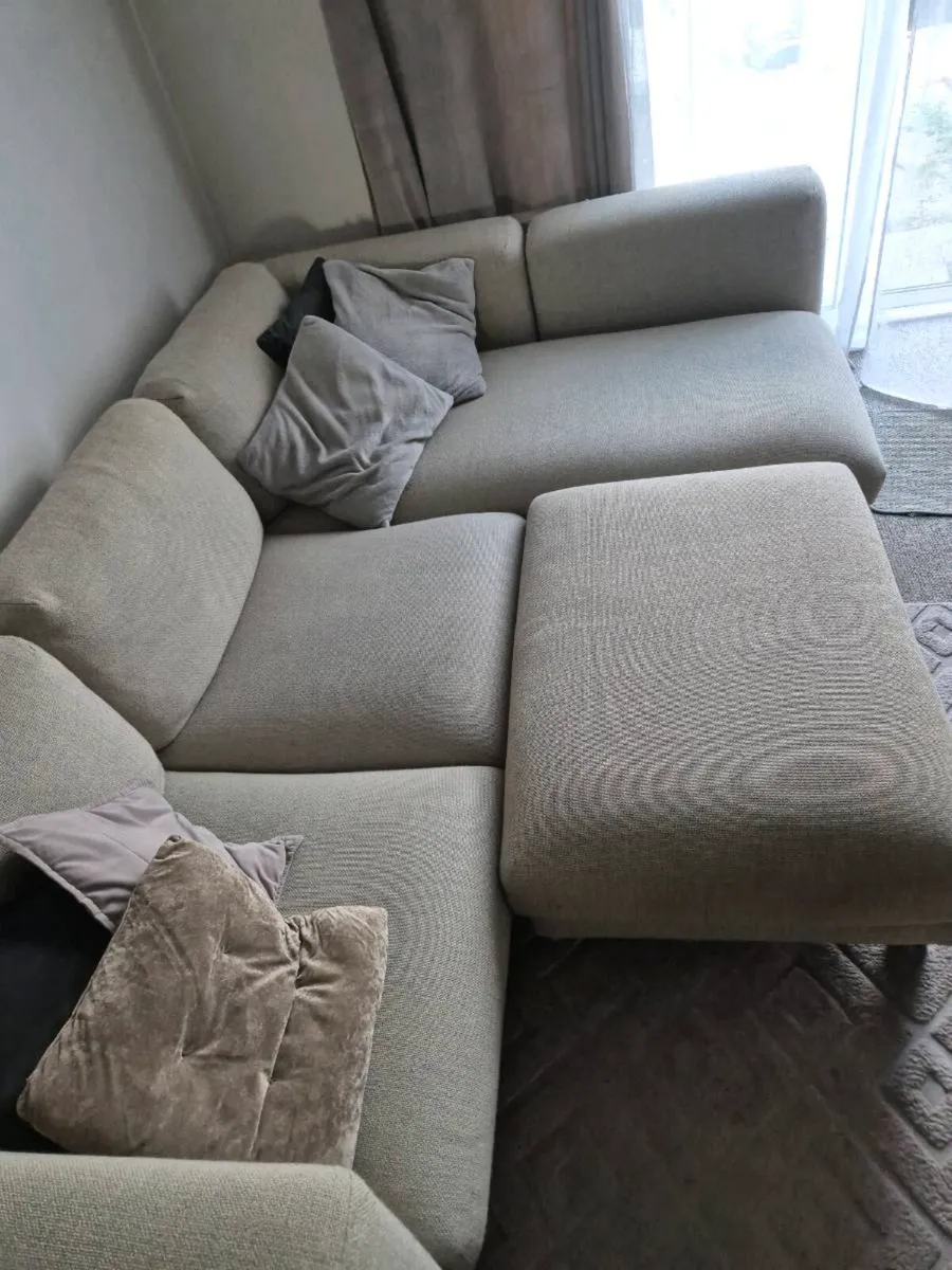 Corner Sofa with Sleeping option. - Image 3