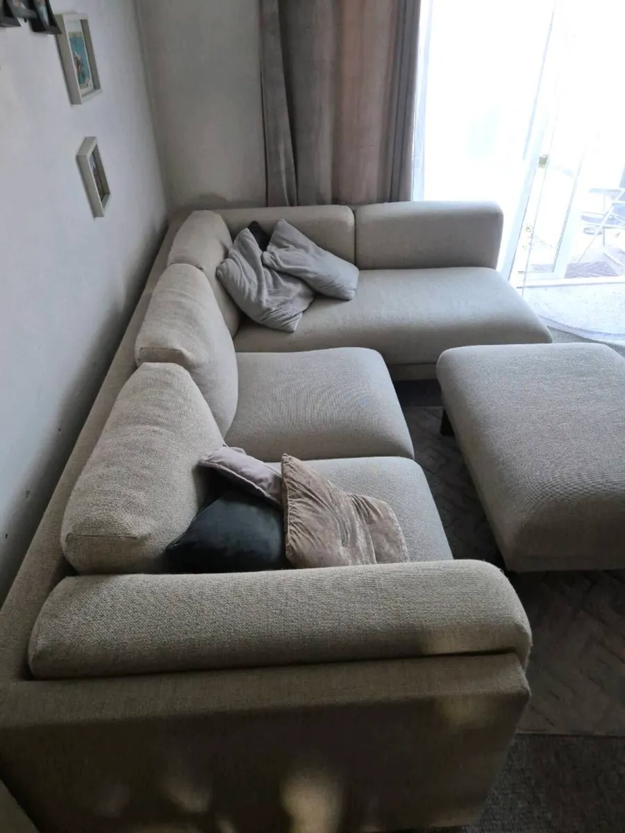Corner Sofa with Sleeping option. - Image 2