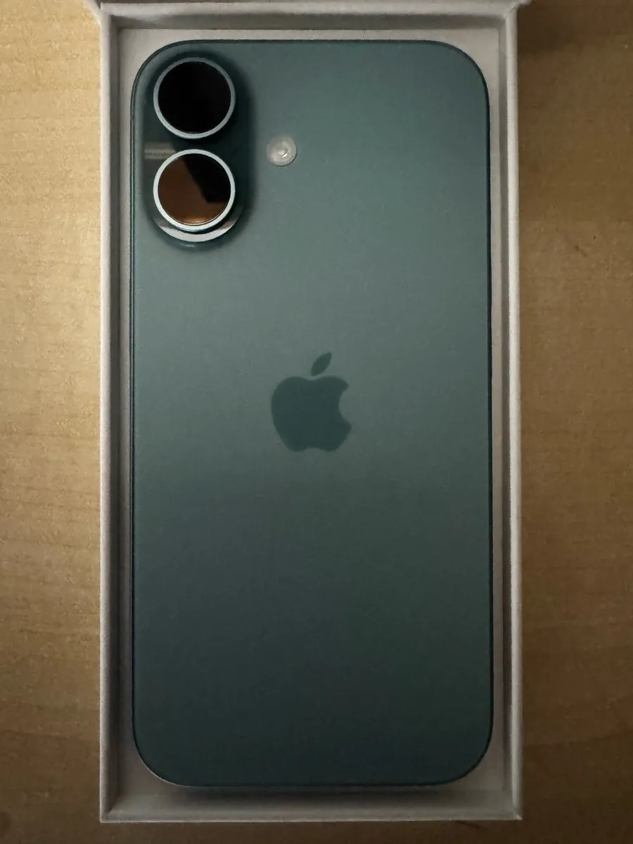 iPhone 16 (Brand New) - Image 3