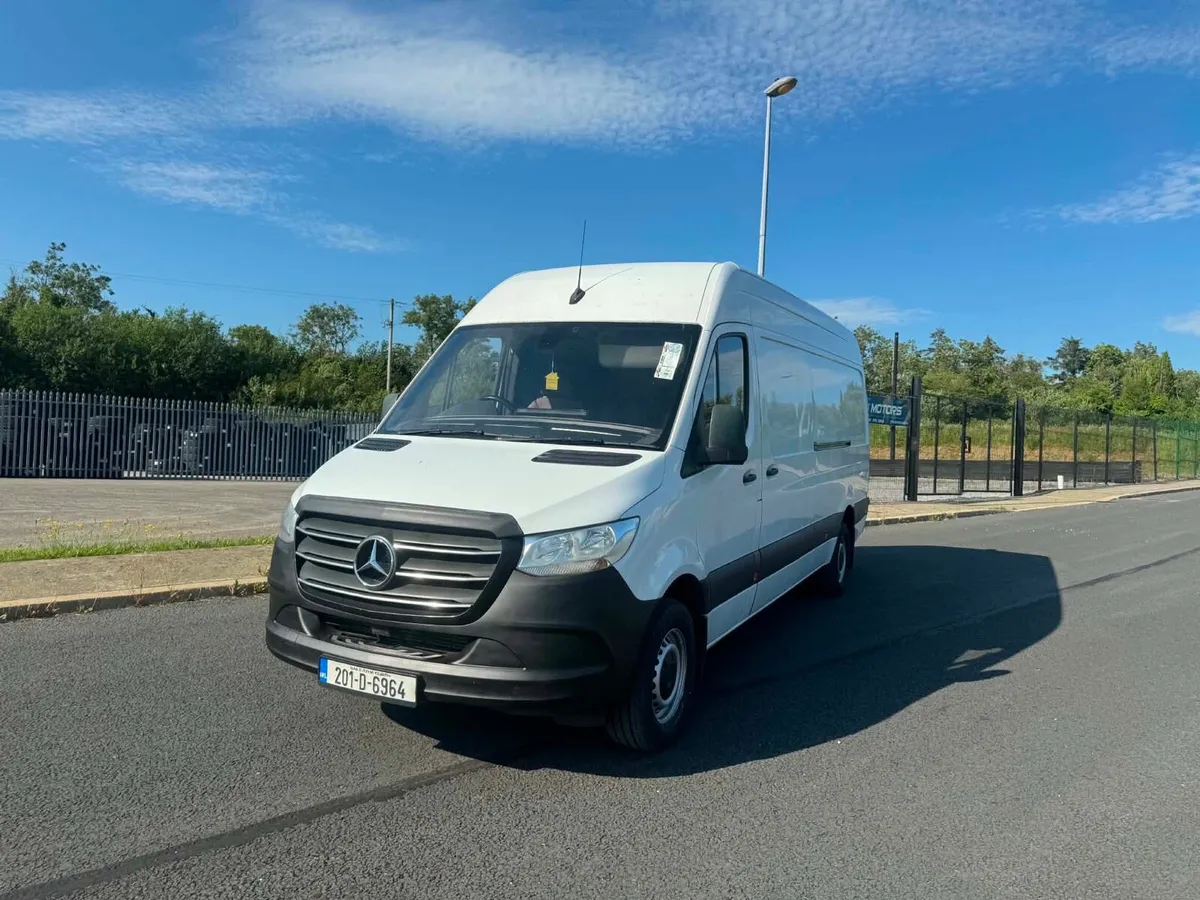 Mercedes sprinter 319 3.0 V6 doe and tax - Image 1