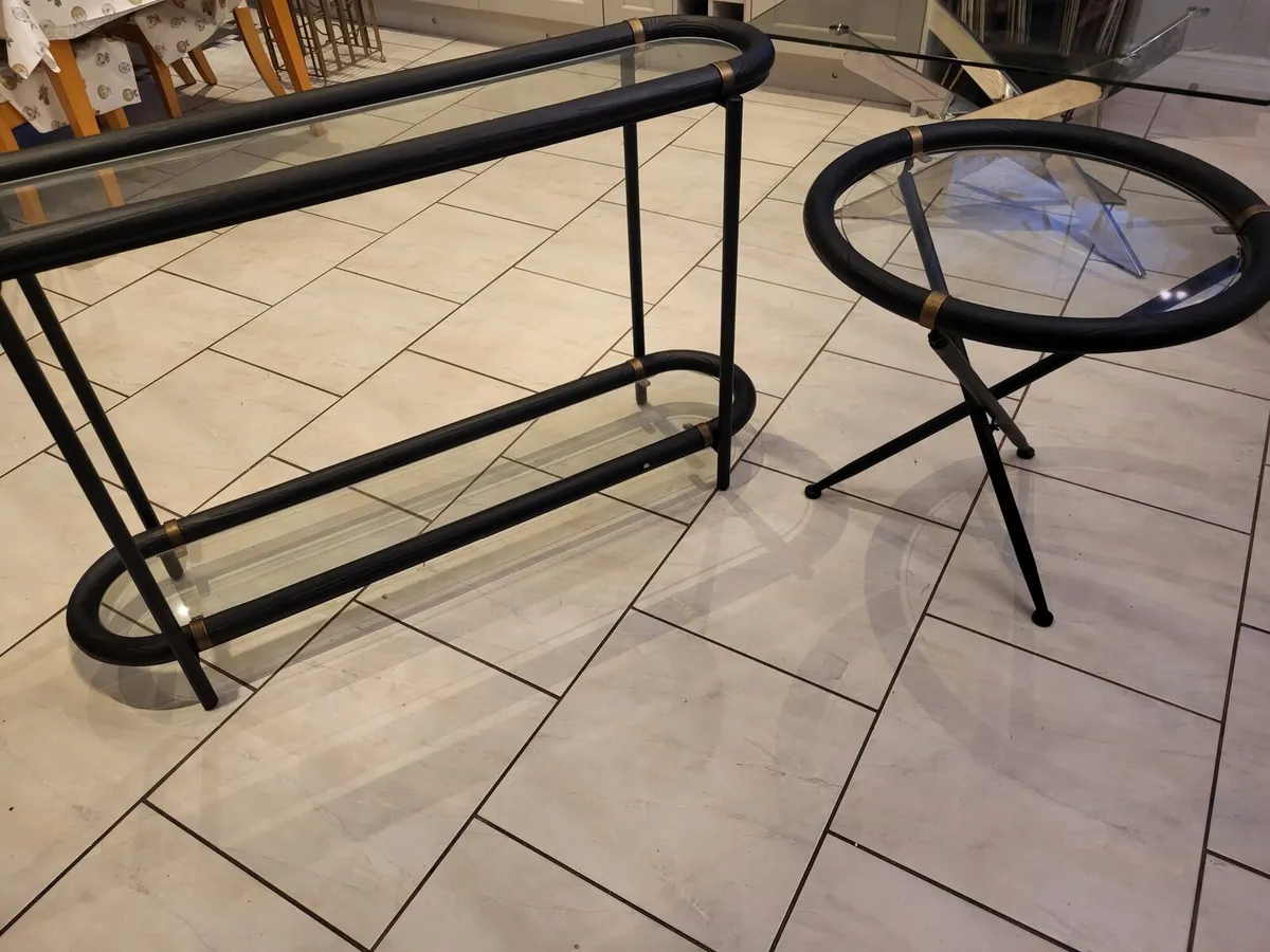 Console table - Image 1