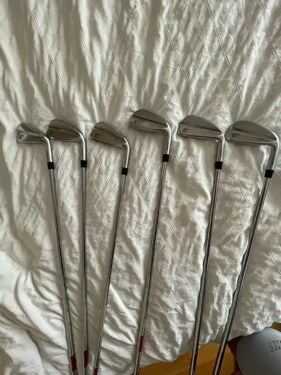 golf irons - Image 1