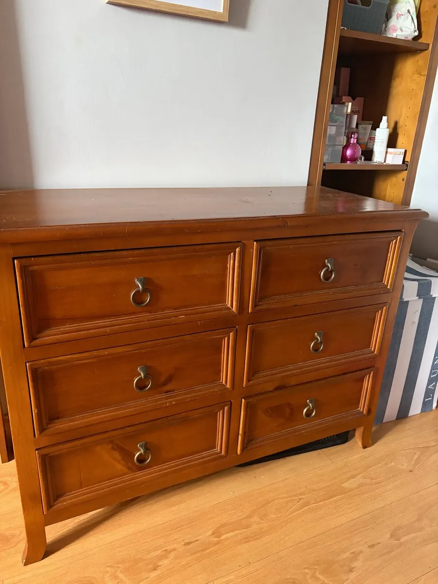 Chest of drawers - Image 2