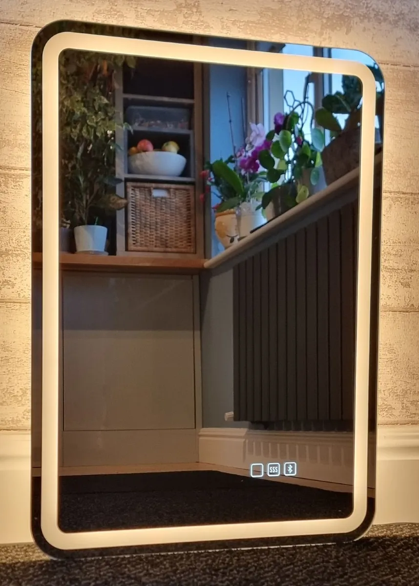 LED Bathroom Mirror Bluetooth Speakers Fog Free - Image 4