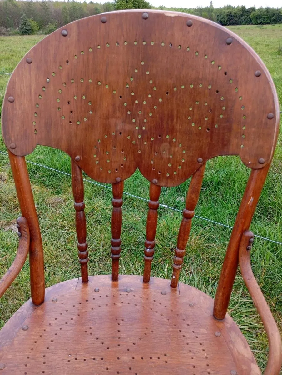 Pair of Antique American Oak Pressback Armchairs - Image 4