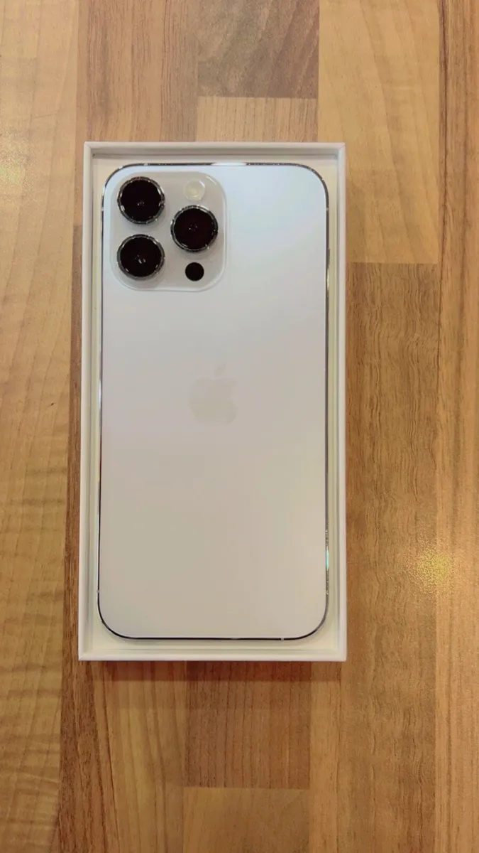 iPhone 14 Pro Max - Image 3